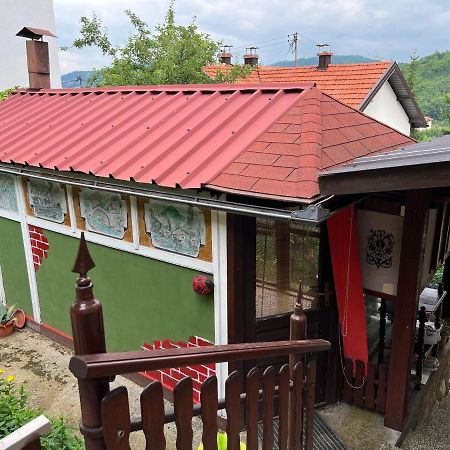 Queen Apartment Visoko Luaran gambar