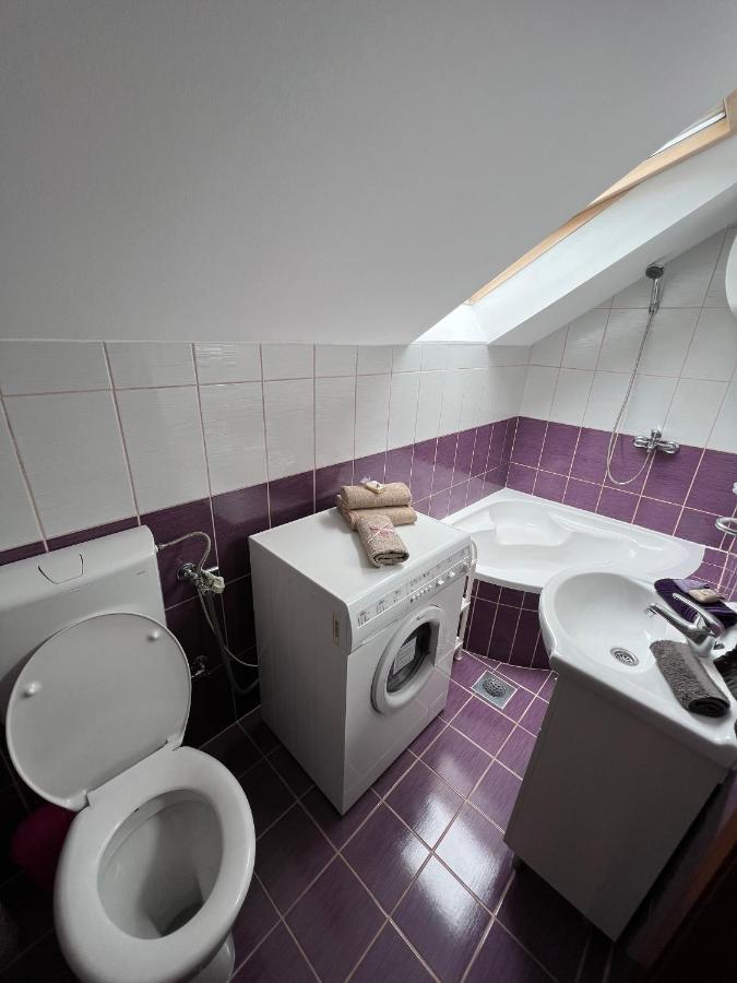 Queen Apartment Visoko Luaran gambar